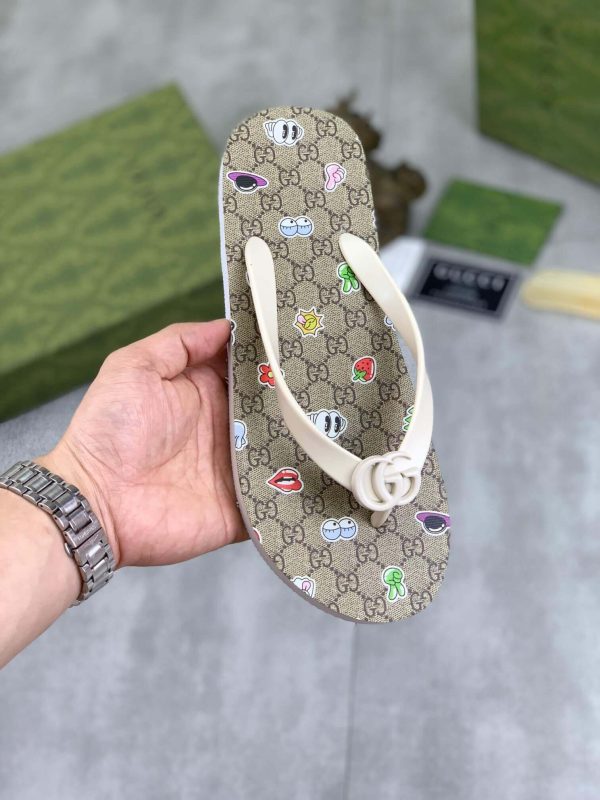 Gucci Black and Ebony GG Jacquard Thong Sandals with Interlocking G