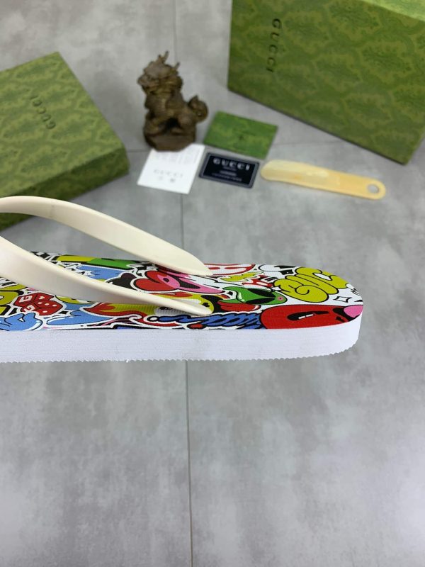 Gucci Thong Multicolor Toon Sandals with Interlocking G