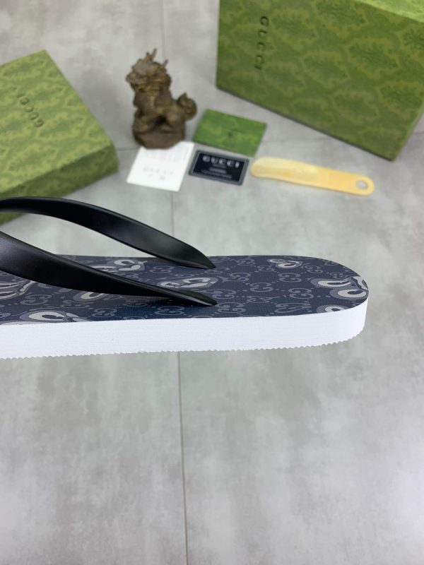 Gucci Blue Thong Sandals with Double G