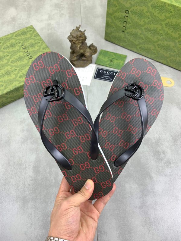 Gucci Black and Red GG Jacquard Thong Sandals with Double G