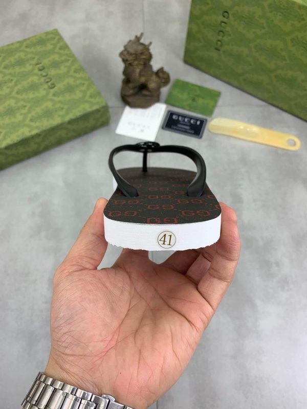 Gucci Black and Red GG Jacquard Thong Sandals with Double G