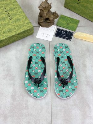 Guccislidesandalwithalightgreenbackground_9 Gucci Green Thong Sandals with Double G