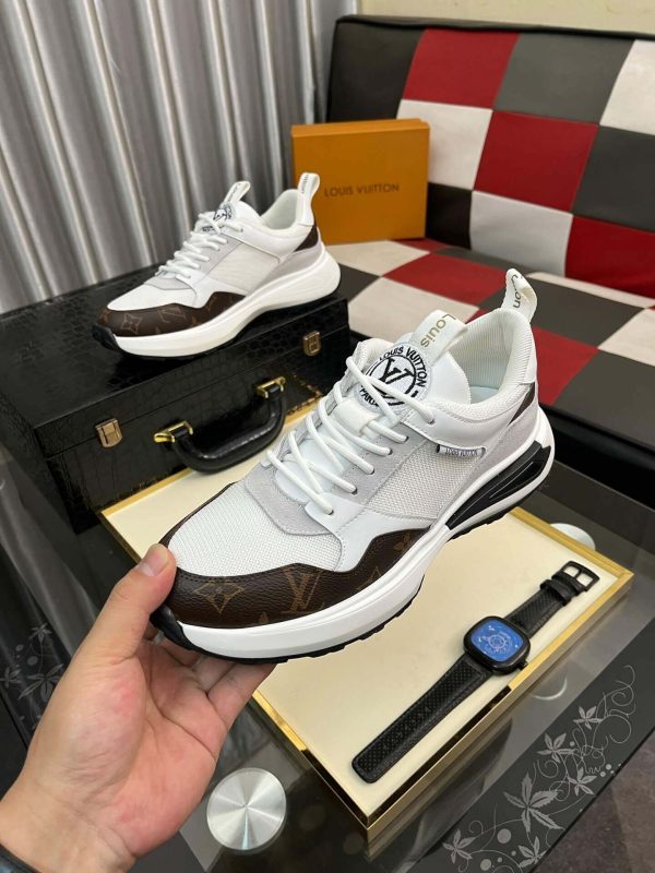 Louis Vuitton LV Run Trainer Sneakers in White/Brown
