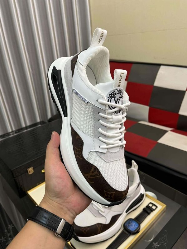 Louis Vuitton LV Run Trainer Sneakers in White/Brown