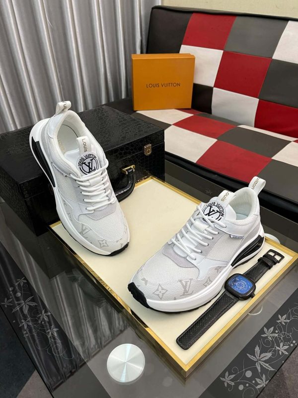 LouisVuittonsneaker_likelytheLVTrainermodel_1 Louis Vuitton LV Run White Trainers