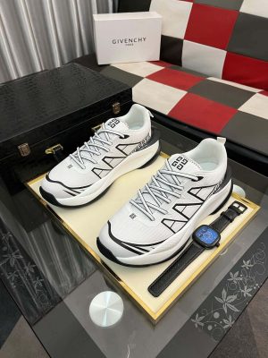 whiteGivenchysneakerwithblackaccents_1 Givenchy White and Black Runner Sneakers
