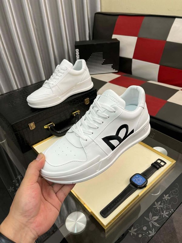 DSQUARED2 DSQ D2 Low-Top White Sneakers