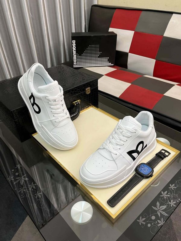 DSQUARED2 DSQ D2 Low-Top White Sneakers