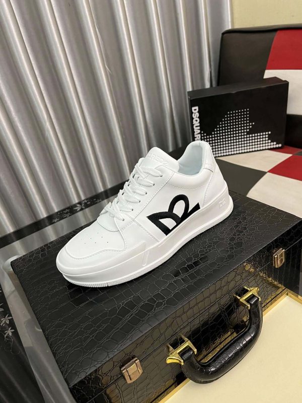 DSQUARED2 DSQ D2 Low-Top White Sneakers