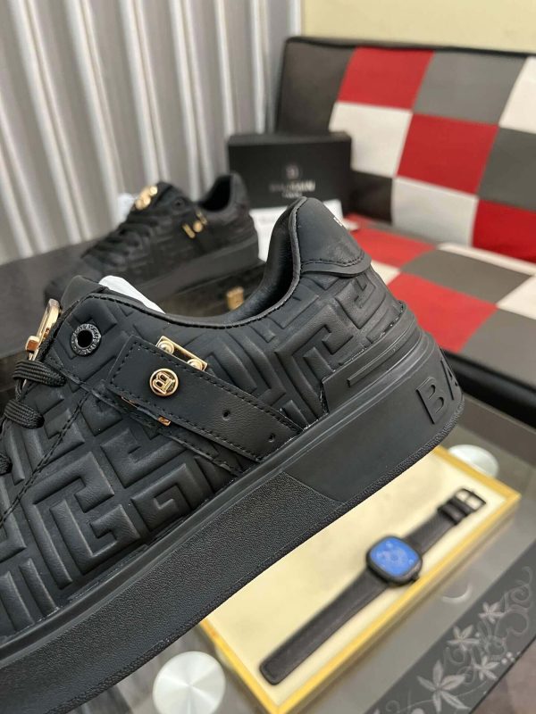 BalmainB-CourtSneakers_7_01bf75f7-3486-4c52-9fa5-36353d4d567a Balmain Monogram Leather All-Black B-Court Sneakers