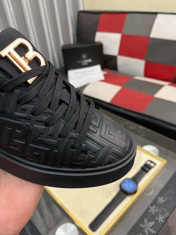 BalmainB-CourtSneakers_8_71e863fb-8f21-45ca-9ac4-39a14147b355 Balmain Monogram Leather All-Black B-Court Sneakers