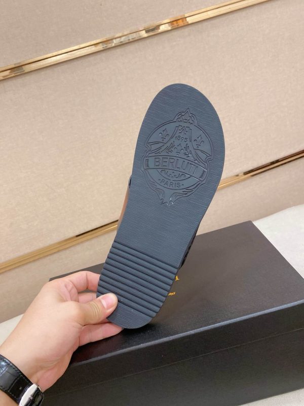 Berluti Sifnos Scritto Leather Sandal in Black