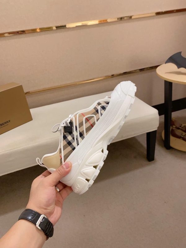 Burberry Arthur Archive Check Sneaker in White