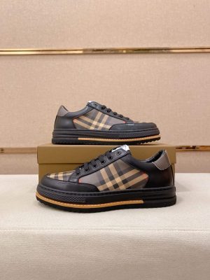 Burberrysneakers_4_b98501d4-8fa7-4351-9288-d04329a12543 Black & Brown Burberry Check Sneakers