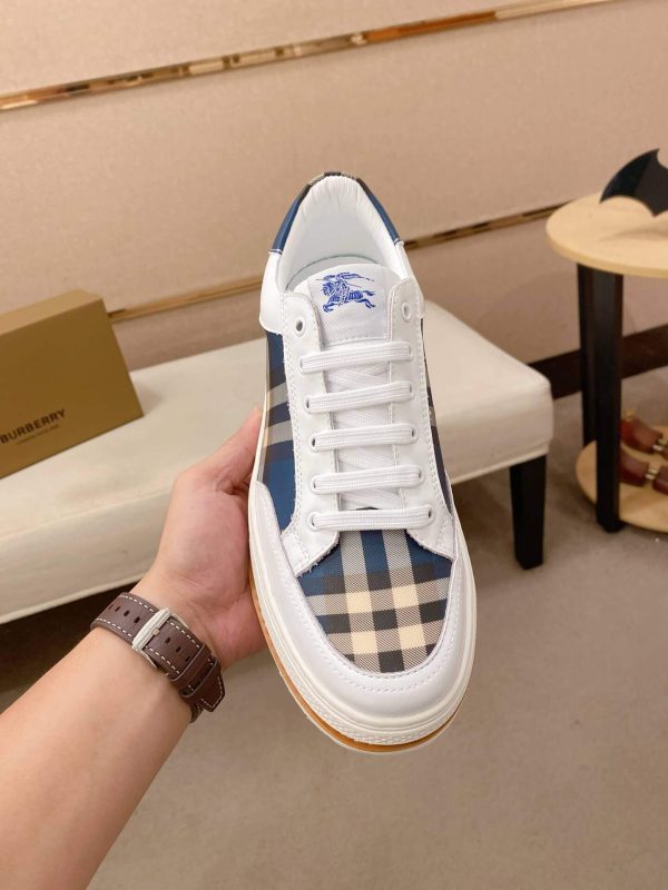 Burberry Check Sneakers in Archive Beige