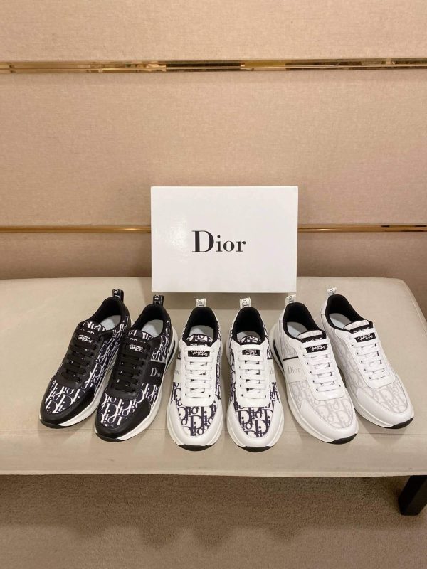 Dior Black and White Dior Oblique Jacquard Runner Sneaker