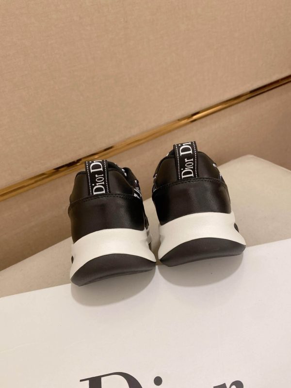 Dior Black and White Dior Oblique Jacquard Runner Sneaker