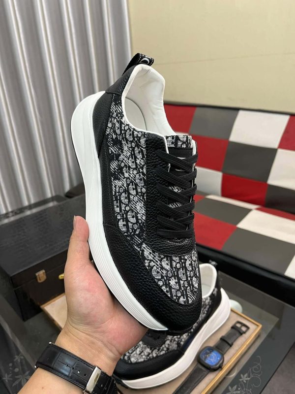 DiorB25RunnerSneakerinblackandwhite._2 Dior Runner Sneaker in Black and White Dior Oblique Jacquard and Black Leather