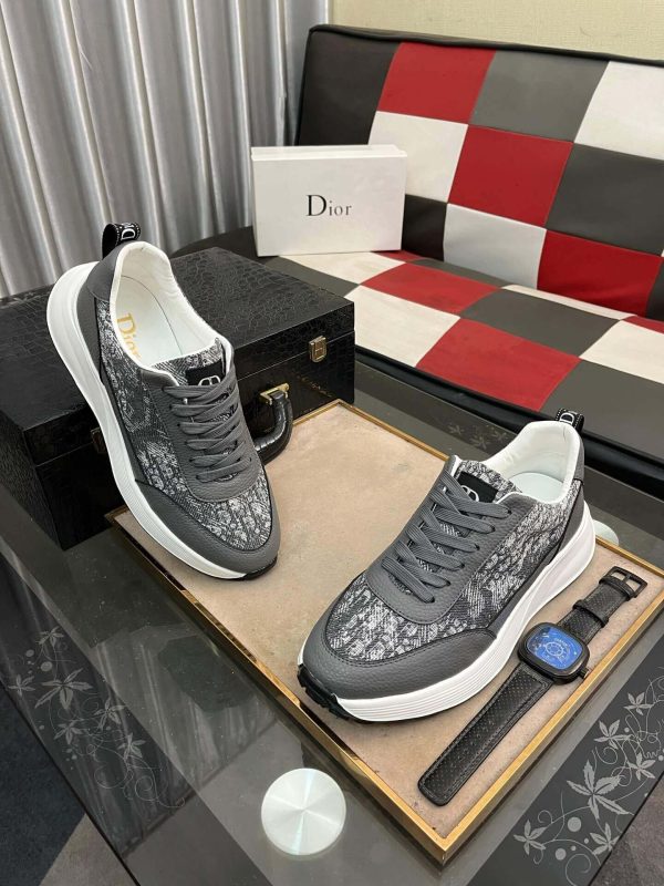 Dior Runner Sneaker in Grey Dior Oblique Jacquard and Grey Leather