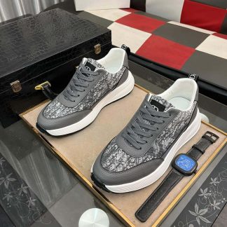 Dior Runner Sneaker in Grey Dior Oblique Jacquard and Grey Leather
