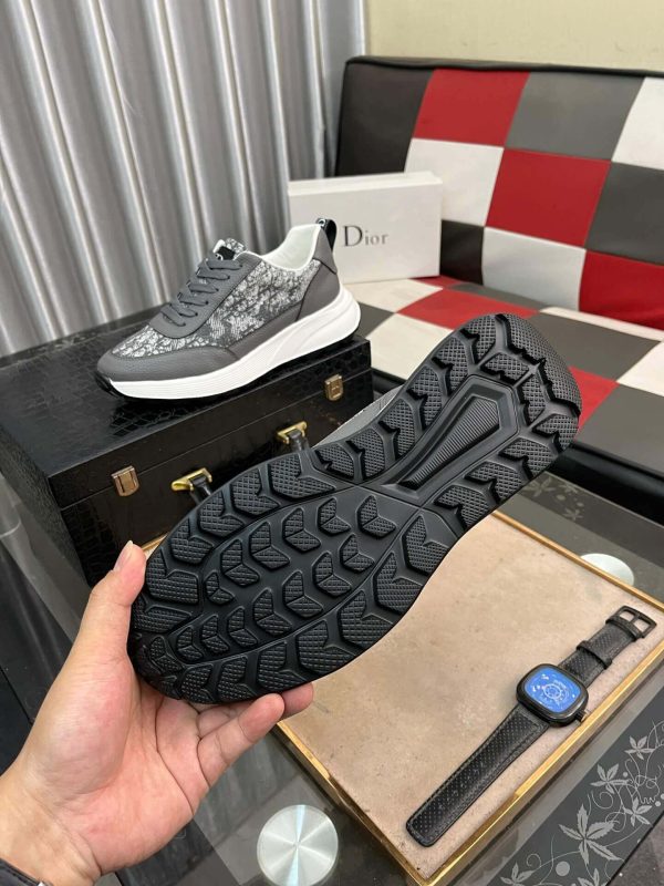 Dior Runner Sneaker in Grey Dior Oblique Jacquard and Grey Leather