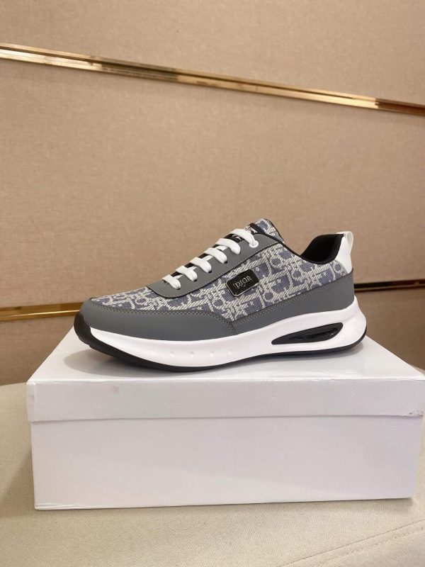 Dior Run Sneaker in Grey