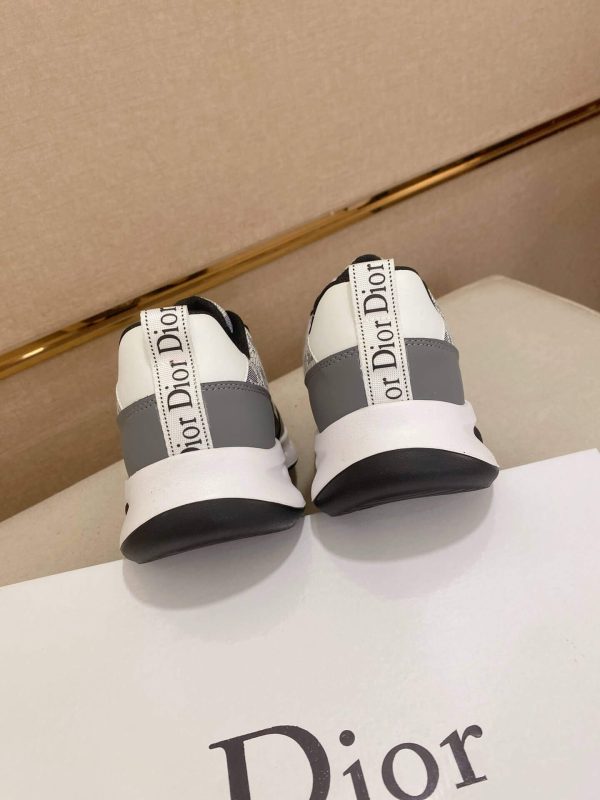 Dior Run Sneaker in Grey