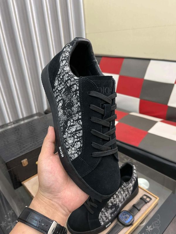 Dior Men's Sneaker in Black and White