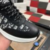 Diormen_ssneakerfeaturingablackandwhitecolorschemewiththeDiorObliquepattern_5 Dior Men's Sneaker in Black Dior Oblique Jacquard and Black Leather