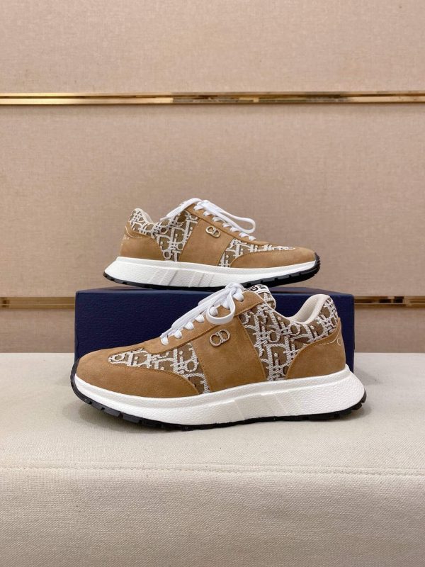 Beige Dior D-Connect Sneaker