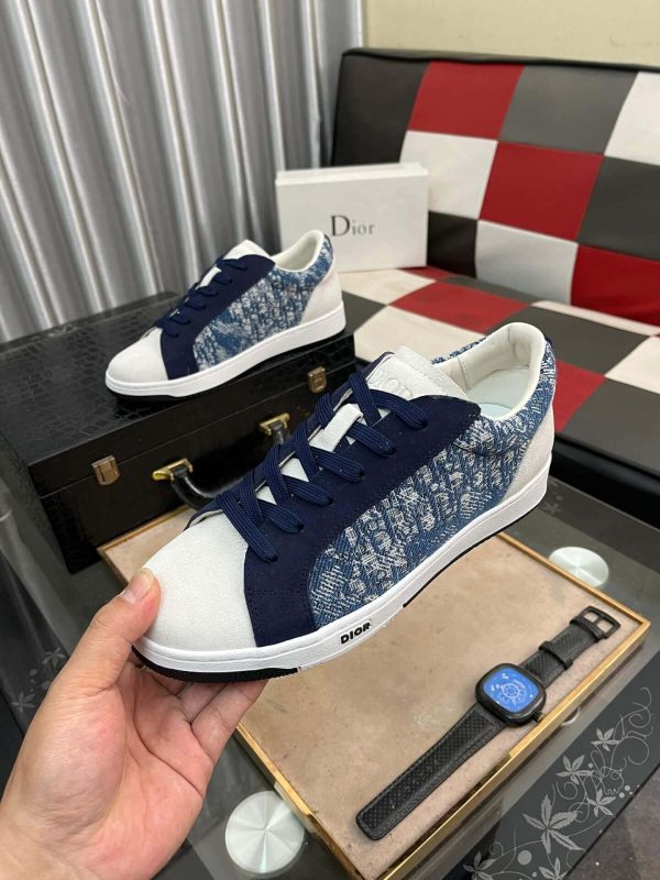 Dior Men's Sneaker in Blue and White