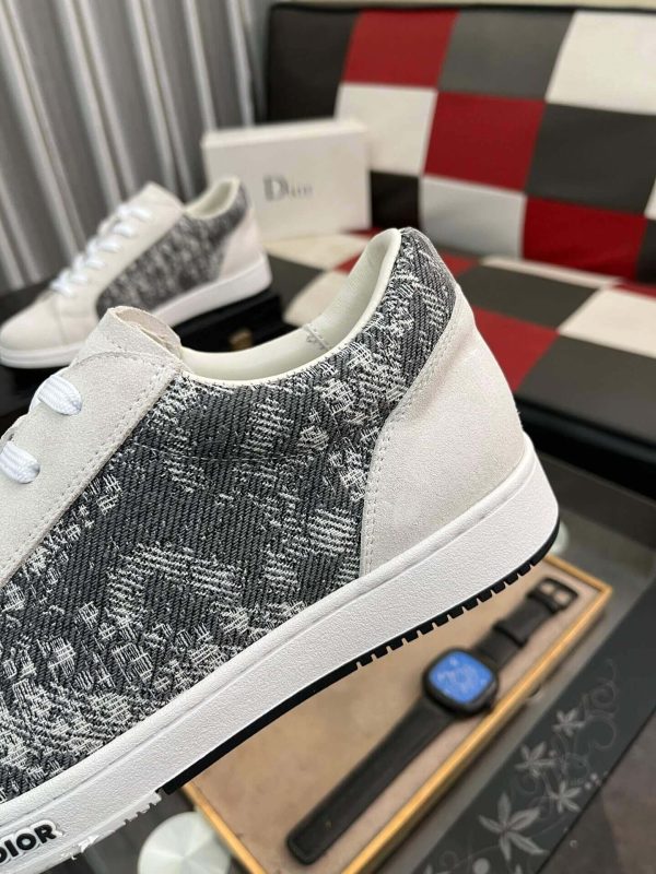Diorsneakerwithawhiteandgraysnakeskin-likepattern_8 Dior Men's Sneaker in Grey Dior Oblique and White Leather