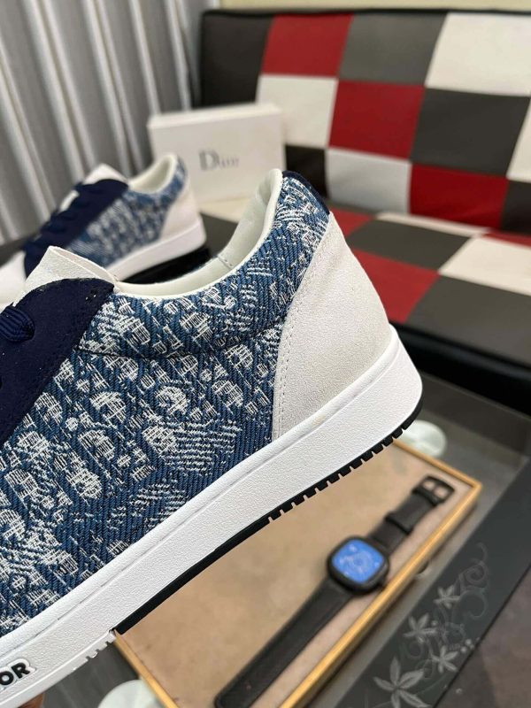 Dior Men's Sneaker in Blue and White