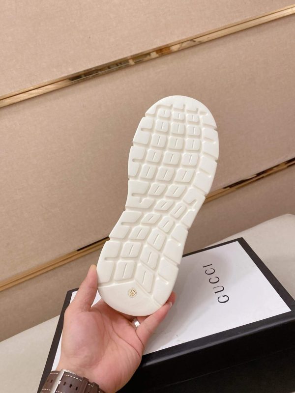 Beige Gucci GG Supreme Ace Sneakers