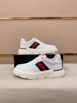Beige Gucci GG Supreme Ace Sneakers