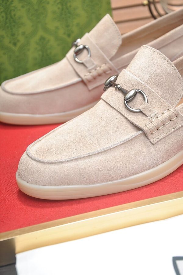 GucciKonradHorsebitSuedeLoafersMen_6 GUCCI Men's Loafer with Horsebit in Oatmeal Suede
