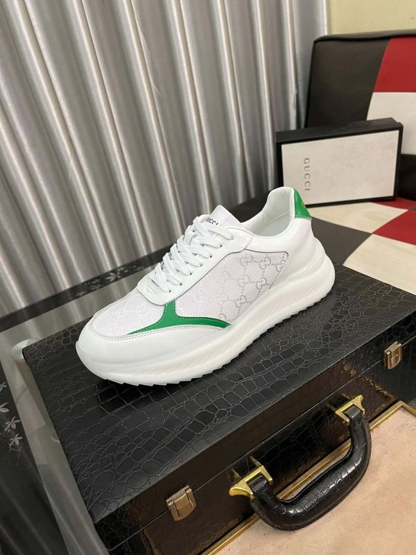 Gucci Runner Sneaker in White Leather and White GG Supreme Canvas
