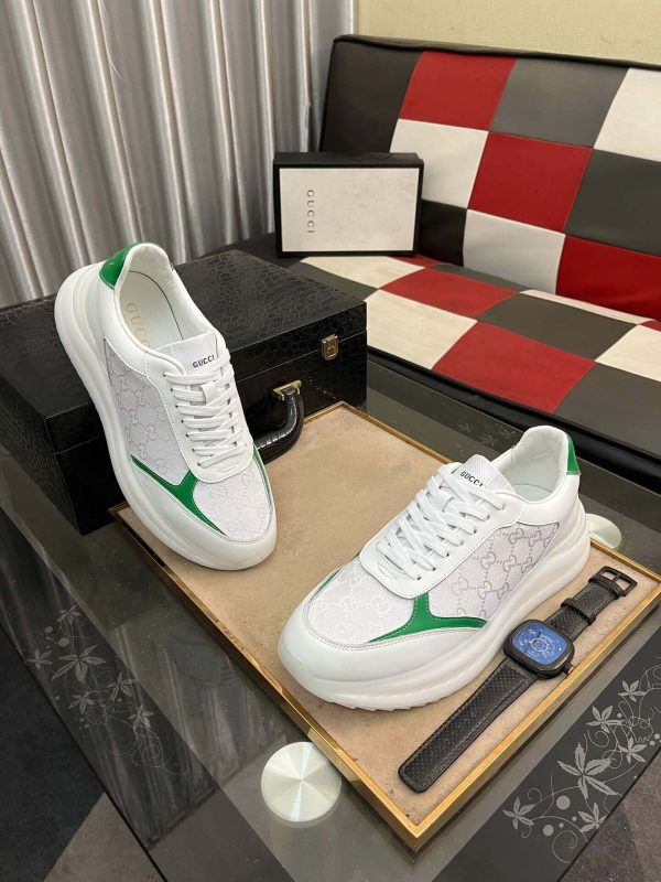Gucci Runner Sneaker in White Leather and White GG Supreme Canvas