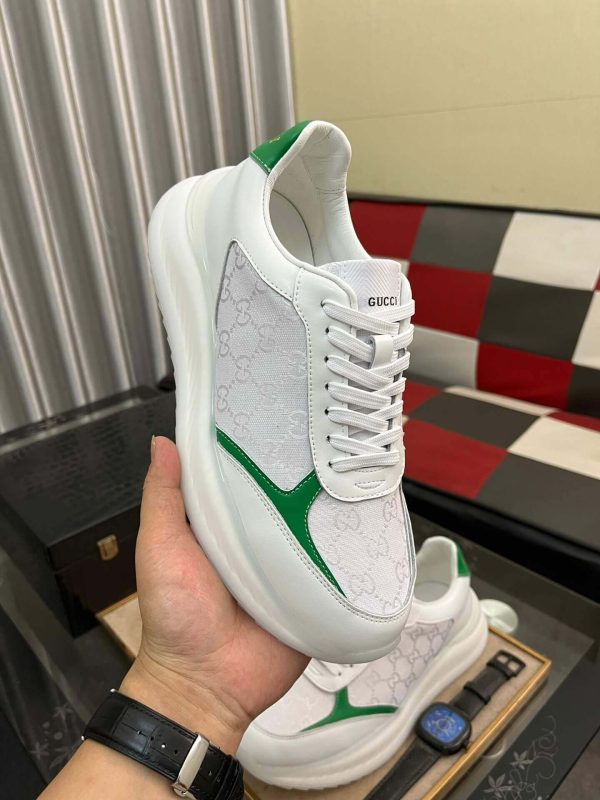 Gucci Runner Sneaker in White Leather and White GG Supreme Canvas
