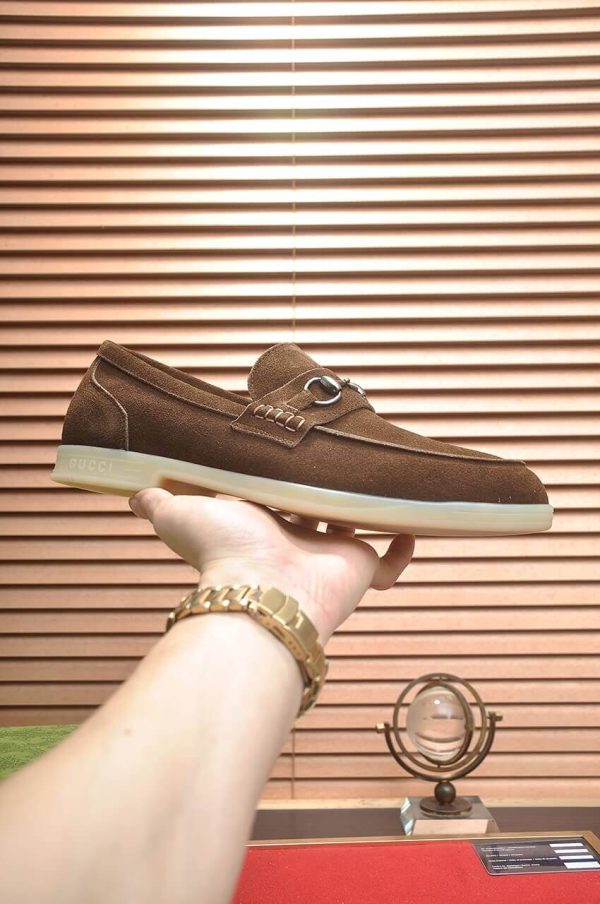 GUCCI Men's Loafer with Horsebit in Dark Brown Suede