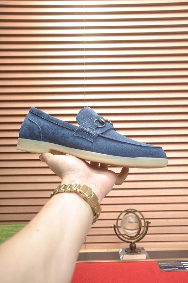 GucciMen_sKonradSuedeBitLoafers_1_8d3a9f51-1802-41b5-ad6f-a29146d78284 GUCCI Men's Loafer with Horsebit in Dark Blue Suede