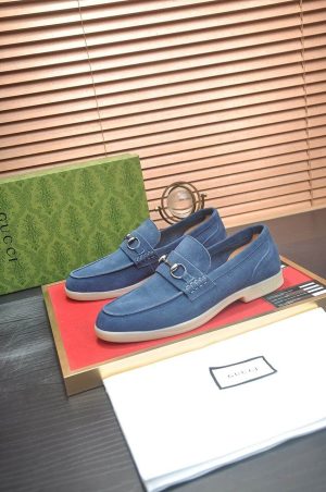 GucciMen_sKonradSuedeBitLoafers_2_18679920-e005-4708-9c2c-b053e28335b2 GUCCI Men's Loafer with Horsebit in Dark Blue Suede