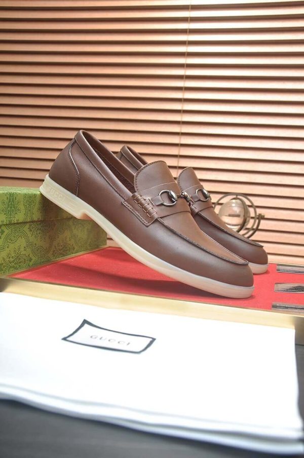 GucciMen_sKonradSuedeBitLoafers_3_8f98332d-0aa4-4a81-bf20-1b81396707d6 GUCCI Men's Loafer with Horsebit in Brown Leather