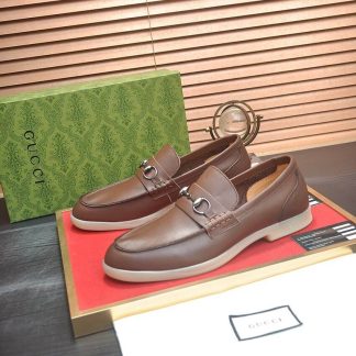 GUCCI Men's Loafer with Horsebit in Brown Leather
