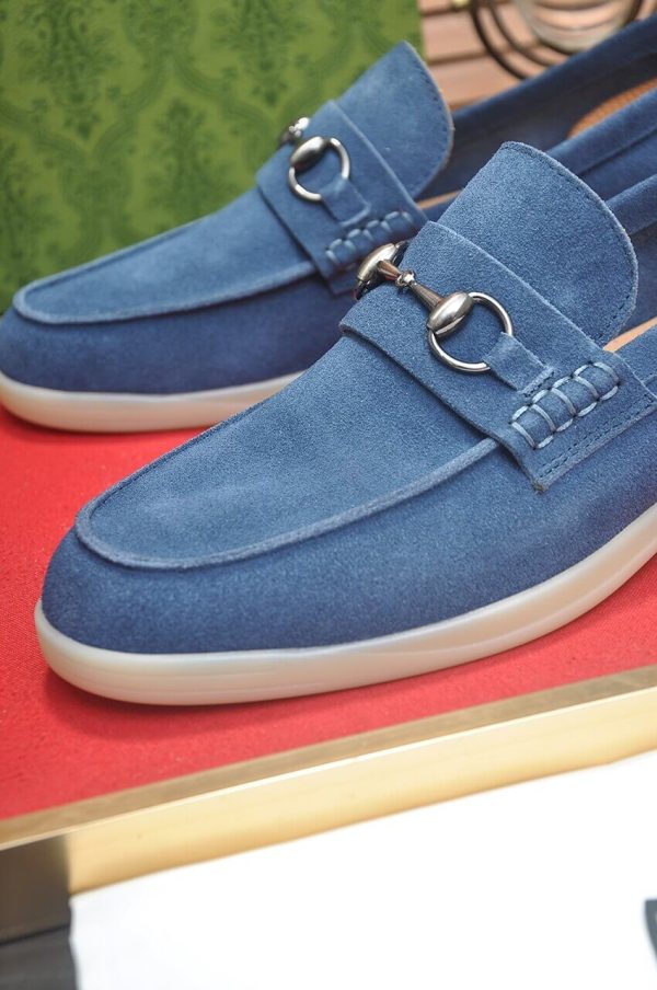 GucciMen_sKonradSuedeBitLoafers_6_8a683138-2887-4baa-86cc-f385dd3dd89a GUCCI Men's Loafer with Horsebit in Dark Blue Suede