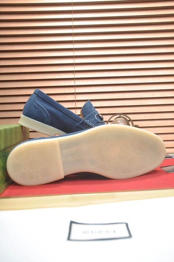 GucciMen_sKonradSuedeBitLoafers_7_a87eff74-26c1-4aaf-b5ae-a1fc5eaac1ce GUCCI Men's Loafer with Horsebit in Dark Blue Suede