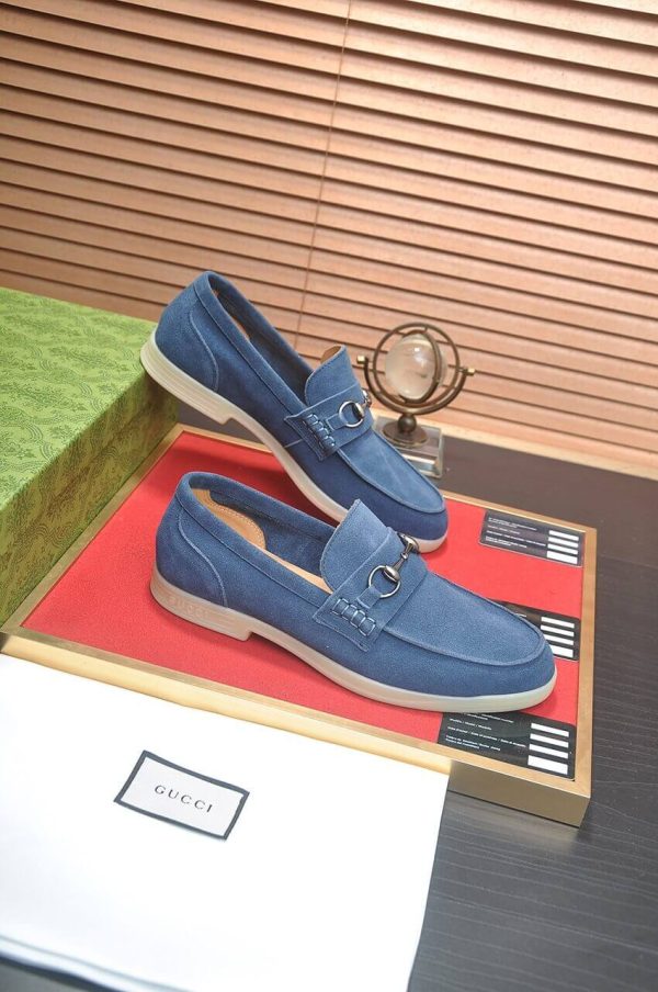 GucciMen_sKonradSuedeBitLoafers_8_6aa4ef54-9fa5-426b-9e0c-9e75ee7efad6 GUCCI Men's Loafer with Horsebit in Dark Blue Suede