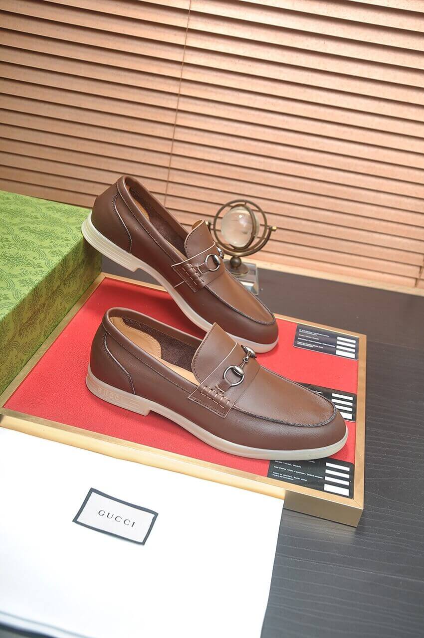 GUCCI Men's Loafer with Horsebit in Brown Leather 7 GUCCI Men's Loafer with Horsebit in Brown Leather - Image 7
