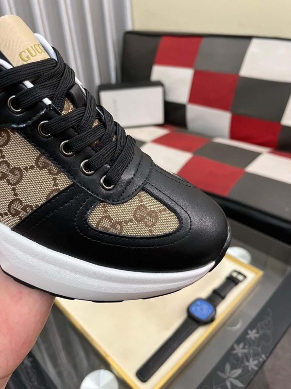 Gucci Men's Trainer in Beige and Ebony GG Supreme and Black Leather