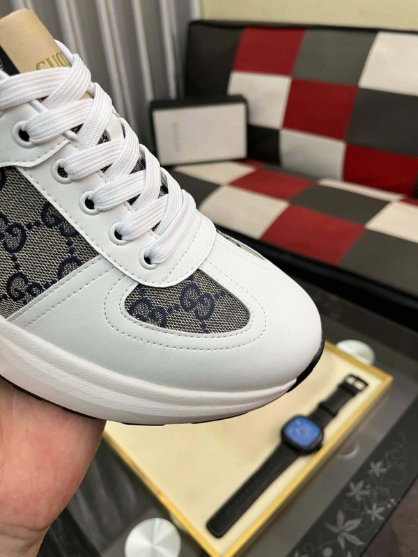 Gucci Men's Trainer in Beige and Blue GG Supreme and White Leather